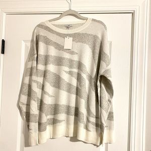 Fate women’s plus size 1x zebra print crewneck sweater NWT